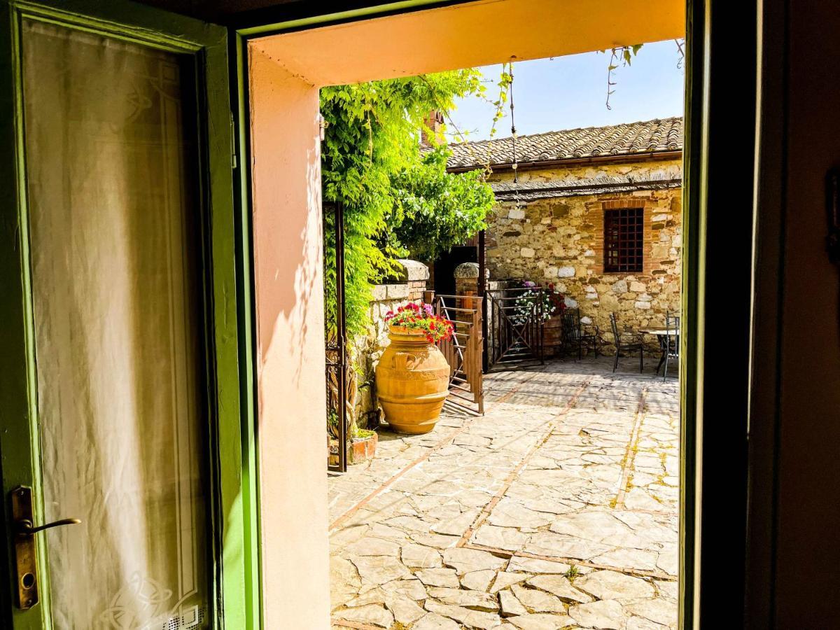 Agriturismo La Chiusa Tuscany Montefollonico Exterior foto